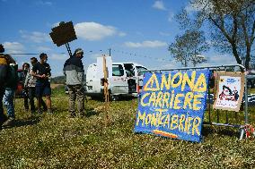 Protest against the Castres-Toulouse motorway project - Teulat