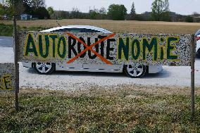 Protest against the Castres-Toulouse motorway project - Teulat