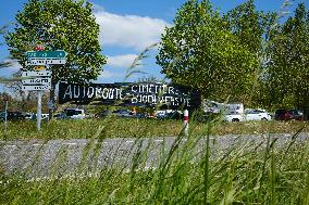 Protest against the Castres-Toulouse motorway project - Teulat