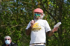 Protest against the Castres-Toulouse motorway project - Teulat