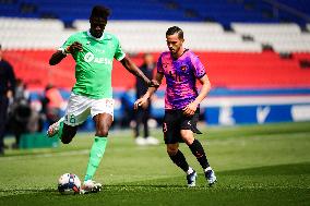 Ligue 1 - PSG v Saint Etienne