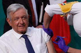 Mexicos President Obrador Vaccinated - Mexico City