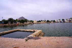 Pushkar Pilgrimage Site Empty During Lockdown - Rajasthan