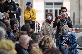 The Intermittents Of The Show Occupy The 104 - Paris