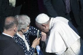 Pope Francis Meets Survivor To Auschwitz - Vatican