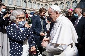 Pope Francis Meets Survivor To Auschwitz - Vatican