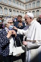 Pope Francis Meets Survivor To Auschwitz - Vatican