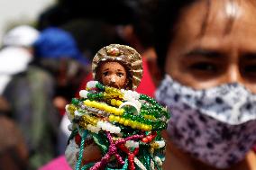 Faithful Celebrate St. Jude Thaddeus - Mexico