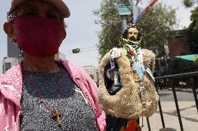 Faithful Celebrate St. Jude Thaddeus - Mexico