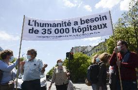 Caregivers, doctors, nurses Protest - Paris
