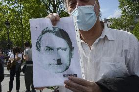 Anti Bolsonaro protest in Paris