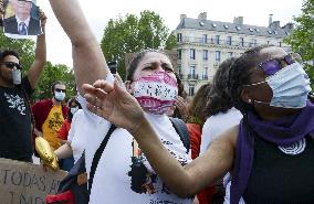 Anti Bolsonaro protest in Paris