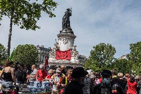 Rally to celebrate 150th anniversary of Paris Commune