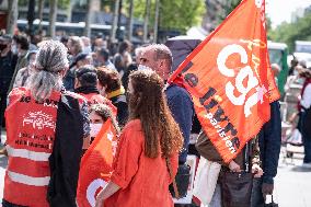 Rally to celebrate 150th anniversary of Paris Commune