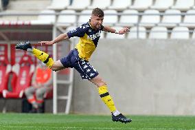 Football - Reims vs Monaco