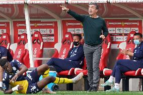 Football - Reims vs Monaco