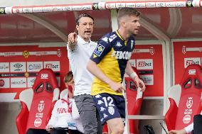 Football - Reims vs Monaco