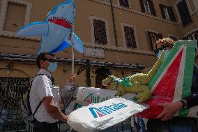 Alitalia Workers Demonstrate - Rome
