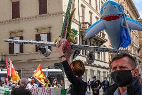 Alitalia Workers Demonstrate - Rome