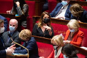 Questions to the governement - Paris