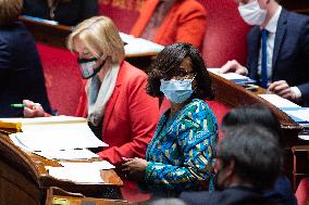 Questions to the governement - Paris