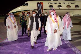 Imran Khan VIsits to Saudi Arabia - Mecca