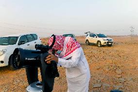 Audi Astronomers Look For New Moon To Announce End Of Ramadan - Tabuk