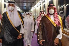 Saudi Crown Prince Receives Qatar's Emir - Jeddah