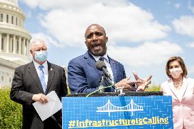 Democrats Speak On infrastructure - Washington