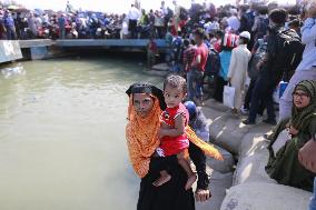 Eid al-Fitr Festival Frenzy - Bangladesh