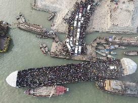 Eid al-Fitr Festival Frenzy - Bangladesh