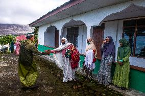 Kuta Tengah Village At The Sinabung Volcano Feet