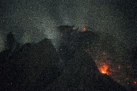 Kuta Tengah Village At The Sinabung Volcano Feet