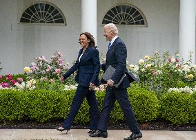 Biden Holds Covid-19 Briefing - Washington