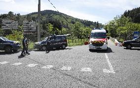 Killer Who Shot Dead Two Colleagues On The Run - Cevennes