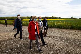 Valerie Pecresse Campaigns - Yvelines