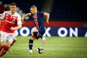 Ligue 1 - PSG v Reims