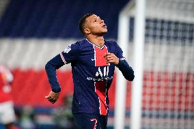 Ligue 1 - PSG v Reims