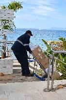 Preparation Of The Reopening Of Bars And Restaurants - French Riviera