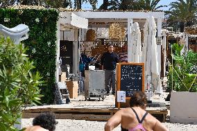 Preparation Of The Reopening Of Bars And Restaurants - French Riviera