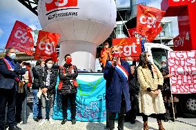 Demonstration Against Layoffs At Orly Airport - Paris