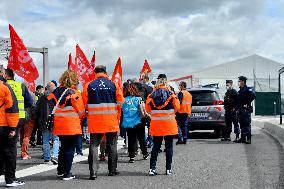 Demonstration Against Layoffs At Orly Airport - Paris