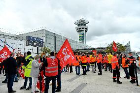 Demonstration Against Layoffs At Orly Airport - Paris