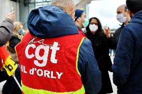 Demonstration Against Layoffs At Orly Airport - Paris