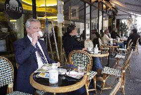 Bruno Le Maire Makes A Coffee Stop - Paris