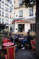 Outdoor Bars And Restaurants To Reopen - Paris