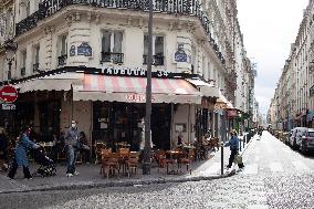 Outdoor Bars And Restaurants To Reopen - Paris