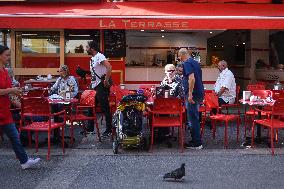 Outdoor Bars And Restaurants Reopen - Cannes