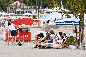 Outdoor Bars And Restaurants Reopen - Cannes