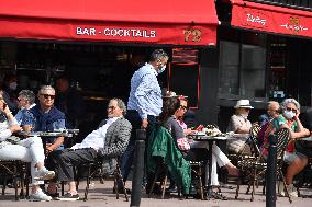 Outdoor Bars And Restaurants Reopen - Cannes